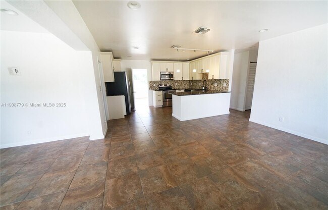 Photo - 2300 SW 42nd Terrace