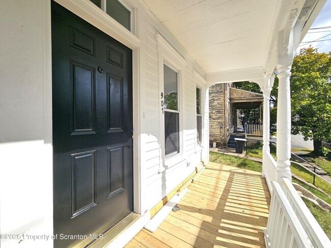 Photo - 907 Green Ridge St