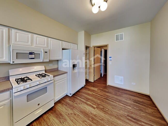 Photo - 21558 Eich Dr
