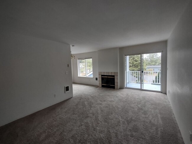 Photo - 3 BR, 2 BA unit in QUITE 4 plex. Storage & W/D included Unit D