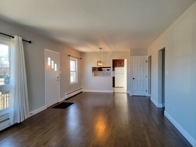 Photo - 106 E End Ave