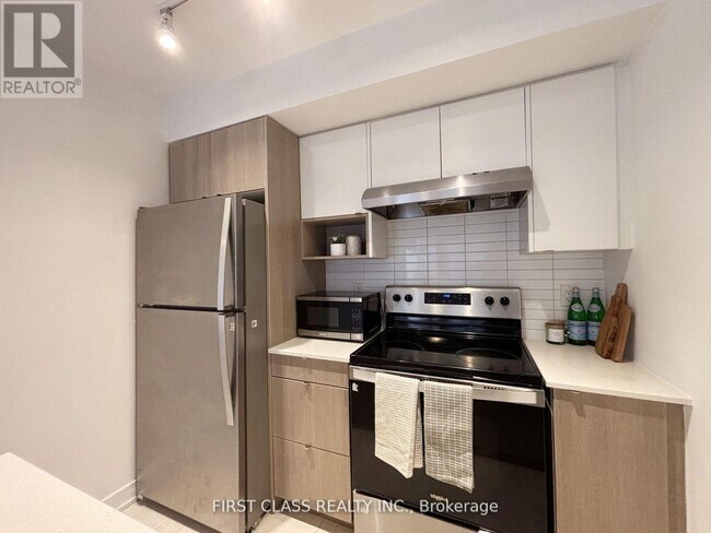 Photo - 1127 Cooke Blvd.