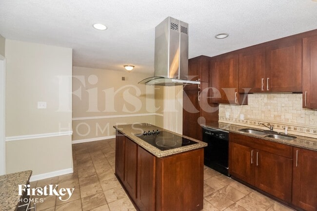 Photo - 6047 Tiffany Rd