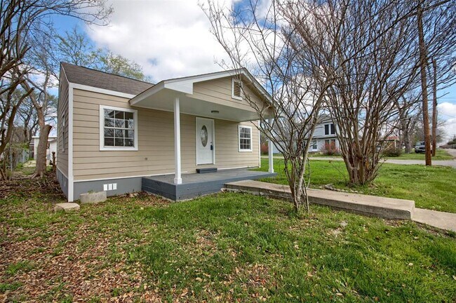 Photo - 213 Hosack St Casa