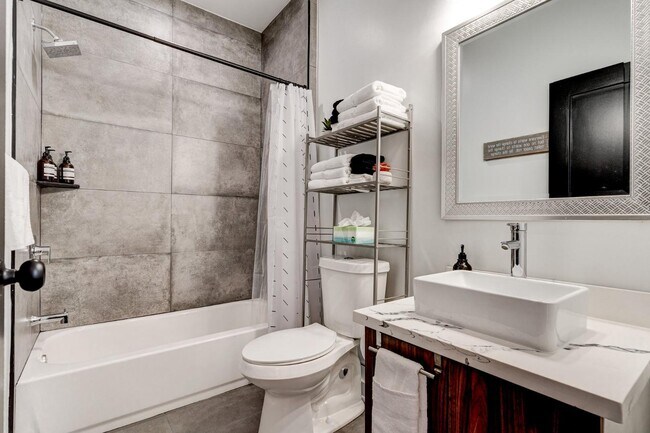 Photo - 2506 Dumaine St