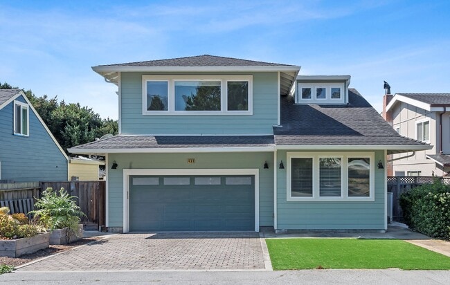 Front Yard - 430 3rd Ave