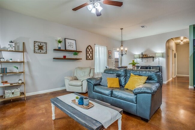 Photo - 4518 Senda Ln