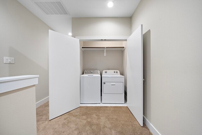 Photo - 8672 Easthaven Blvd