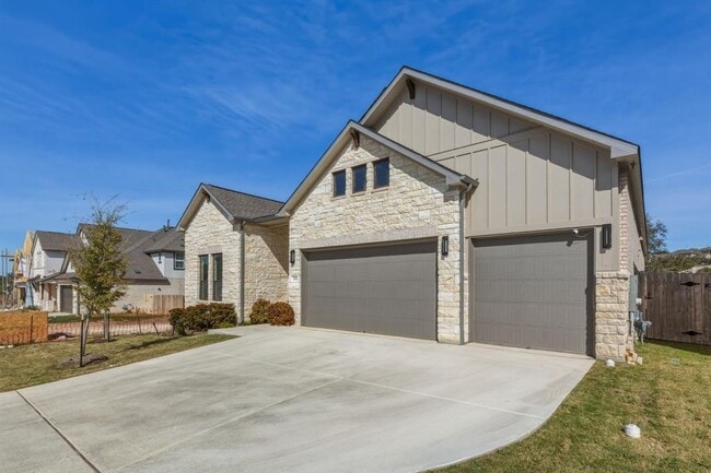 Photo - 2941 Delaware St