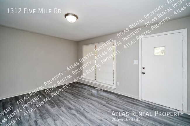 Photo - 1312 5 Mile Rd