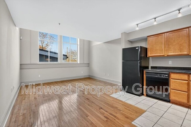 Photo - 4244 Chouteau Ave