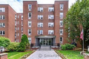 Building Photo - 39 Glenbrook Rd Unit APT 1N