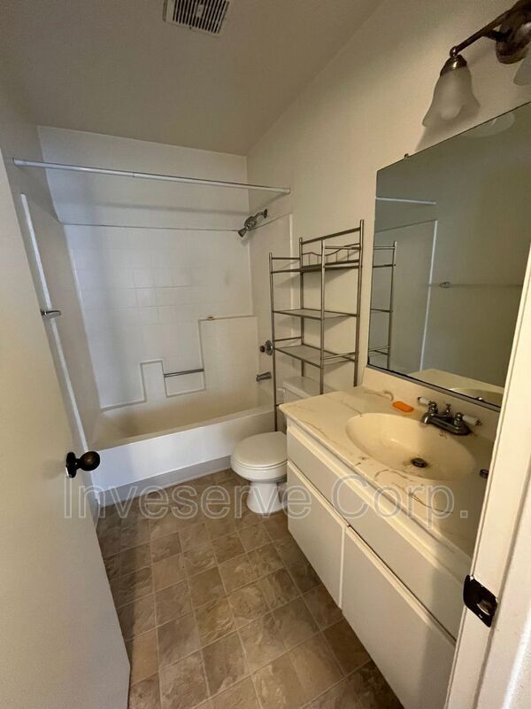 Photo - 1225 W Diamond St Unidad #201
