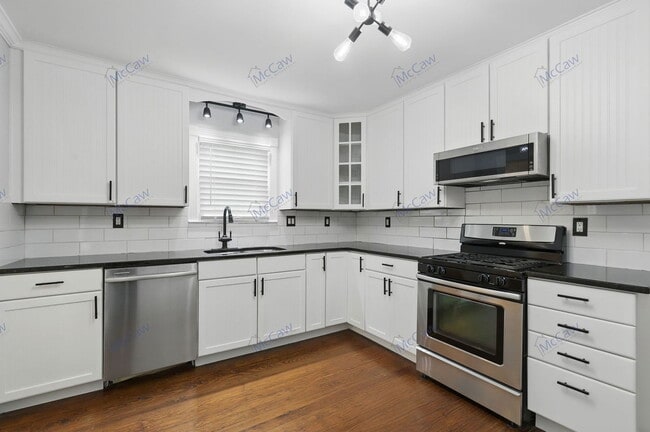 Photo - 2516 Primrose Ave