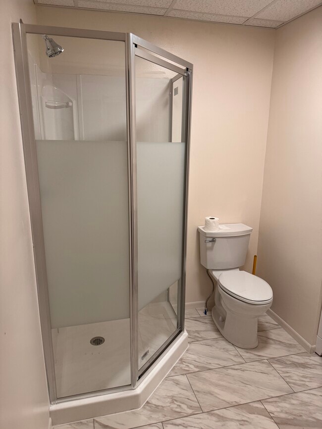 Building Photo - 2702 Plum St Unit 1 Rental
