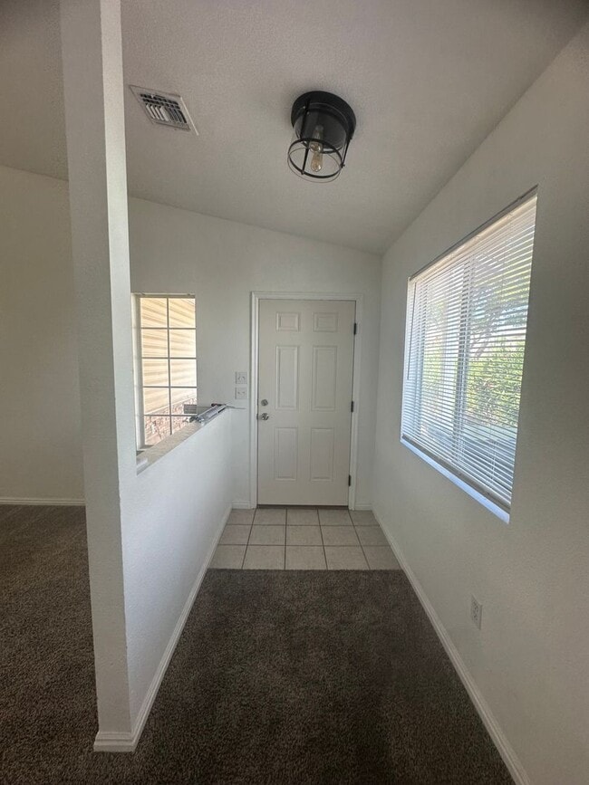 Photo - Great 3 bedroom, 2 bathroom home in Hurricane!!
