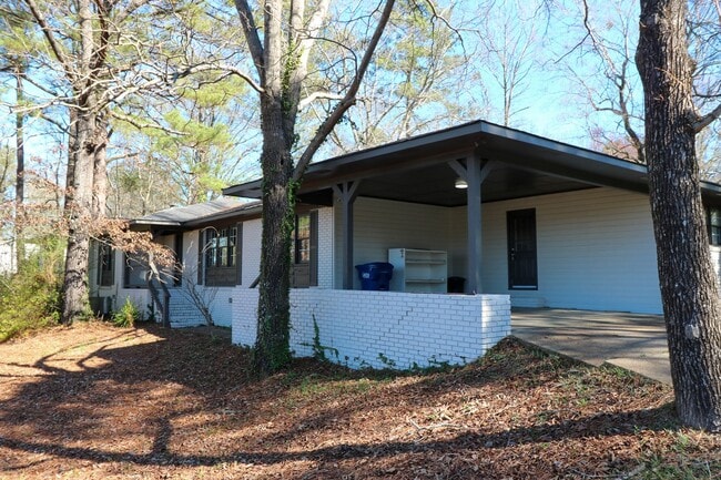Large Family Home Pell City, AL - Large Family Home Pell City, AL