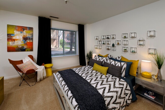 Classic Package bedroom with carpet