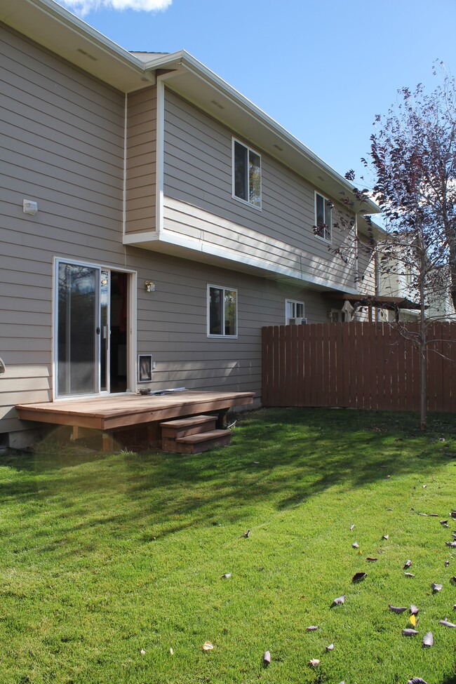 Photo - 401 Prairie Avenue