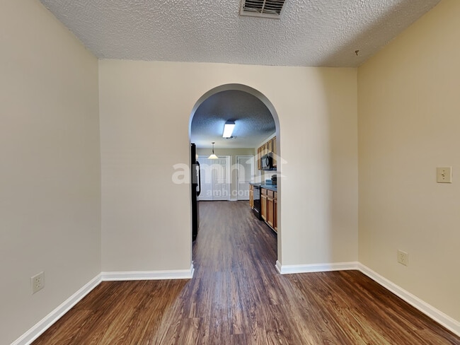 Photo - 7568 Deer Cove Ln