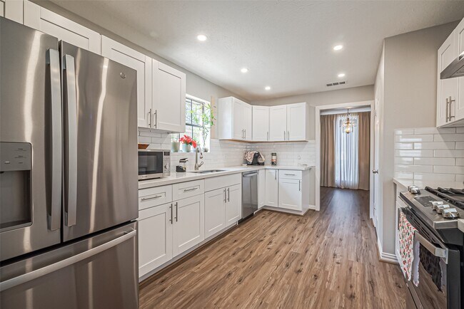 Photo - 15211 Camino Del Sol Dr