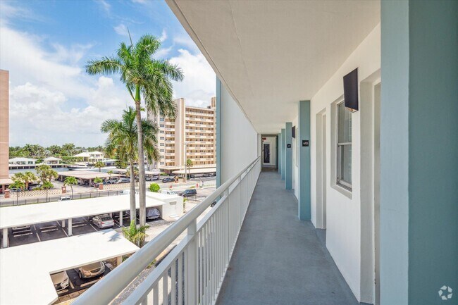 Building Photo - 201 N Ocean Blvd Unit 410 Rental