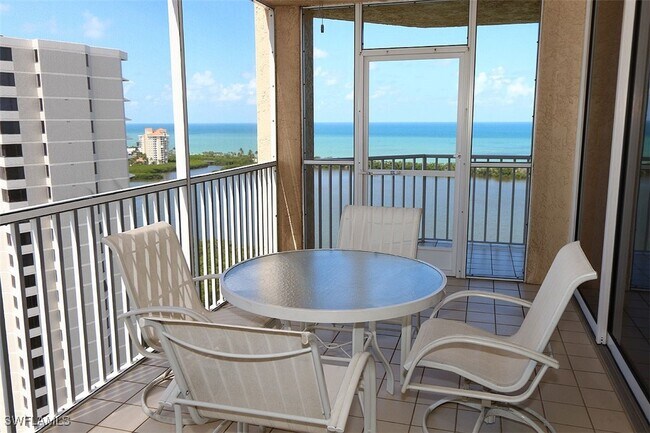 Building Photo - 5550 Heron Point Dr Unit 2004 Rental