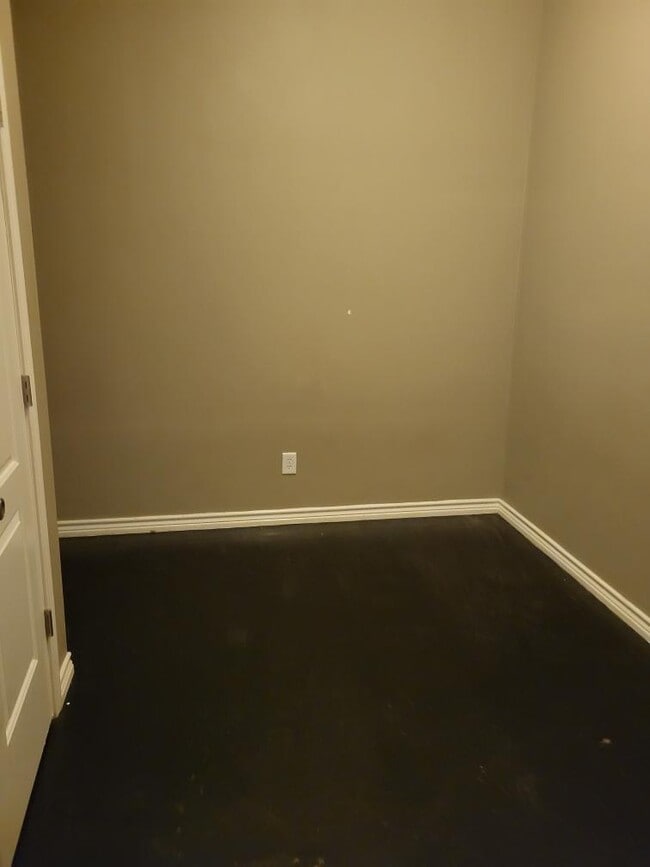 18060 County Road 1100