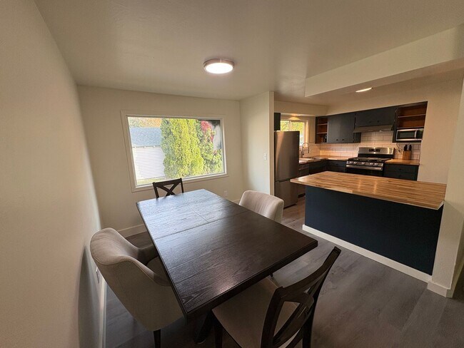 Photo - 4 bed 3 Bath Near Downtown CDA