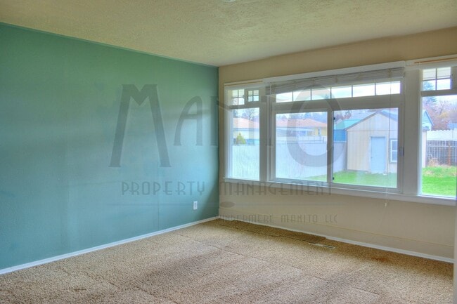Photo - **COMING SOON** Bright & Peaceful Minnehaha Home