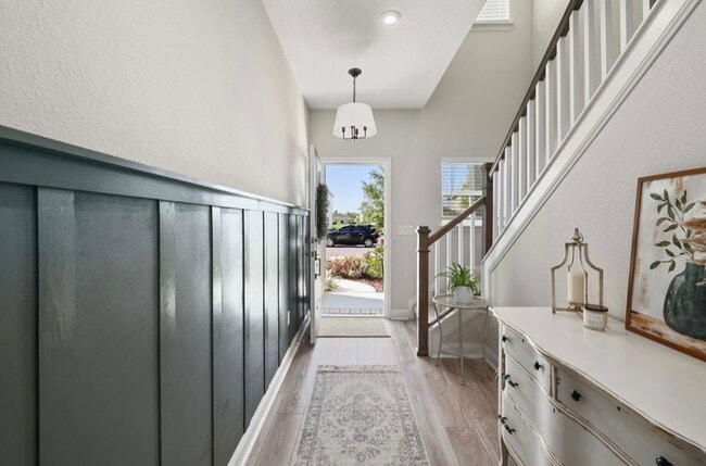 Photo - 116 Meadow Creek Dr