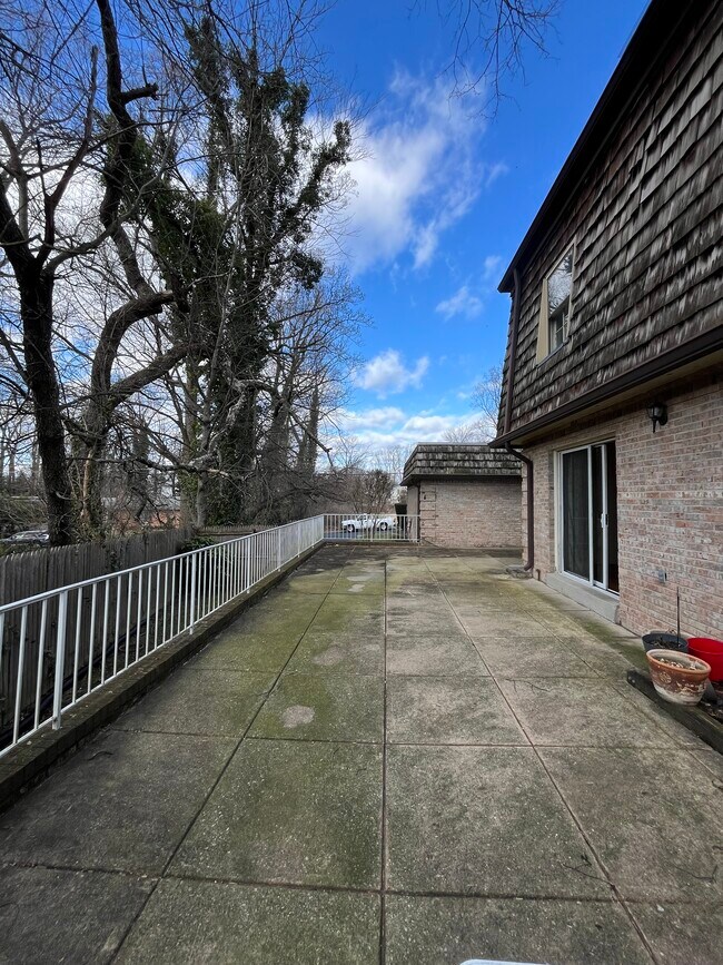 3109 Juniper Ln Townhome Townhome Rental in Falls Church VA