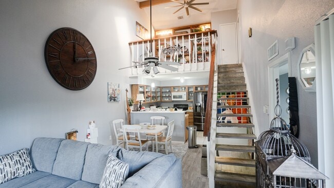 Building Photo - 12249 Copper Tree Pvt Ln