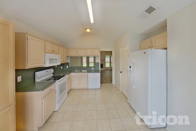 Photo - 757 Dema Ln