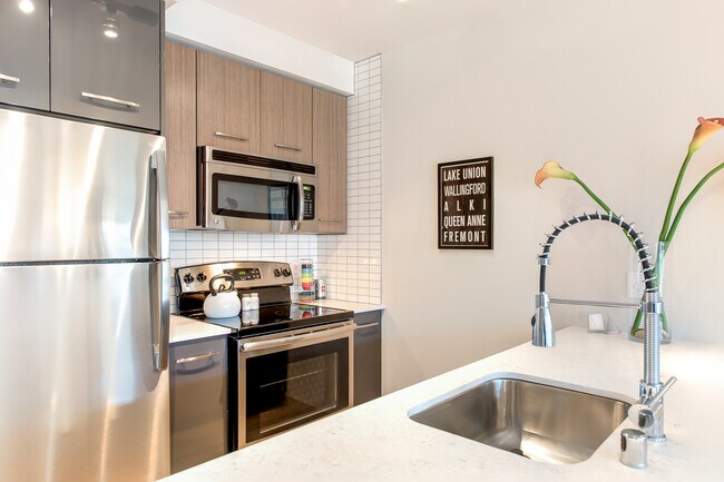 Zephyr Apartments