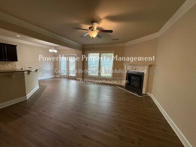 Photo - 1045 Township Cir