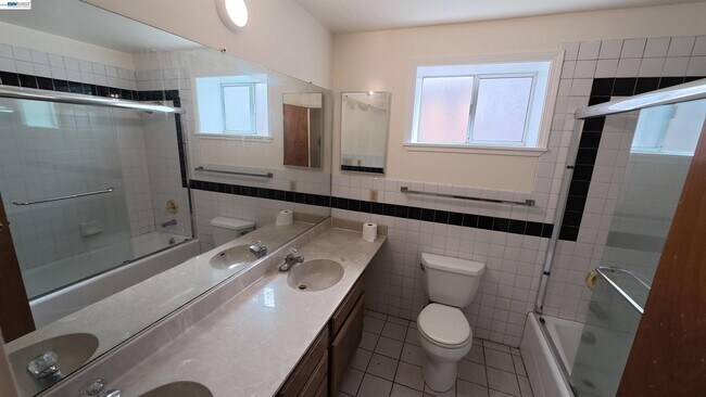 1418 15th Ave