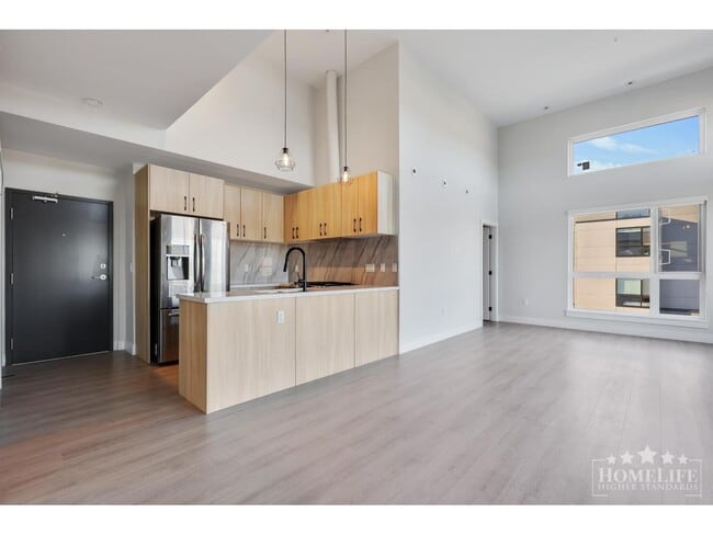 Photo - 14858-14860 60 Ave Unit 302