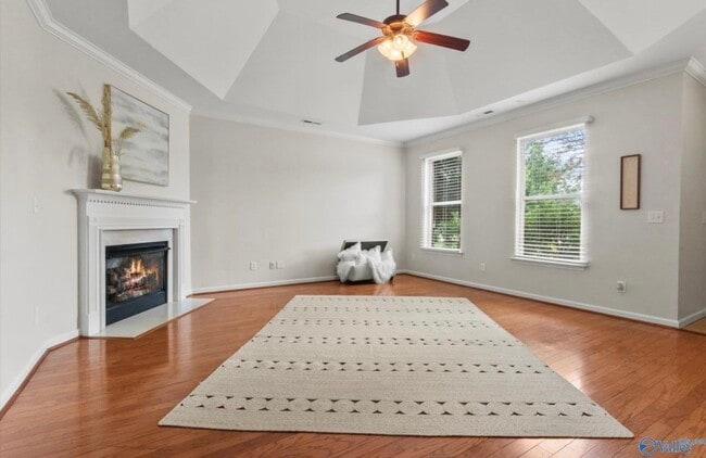 Photo - 22 Maple Grove Blvd SW