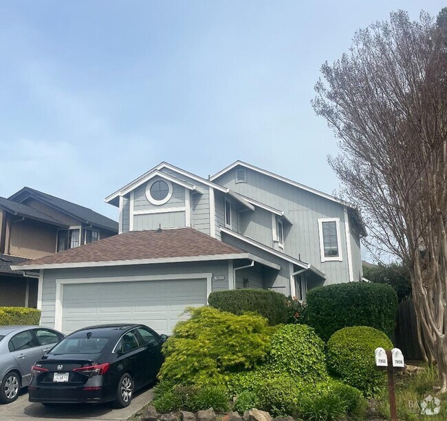 Building Photo - 7852 Medallion Way Rental