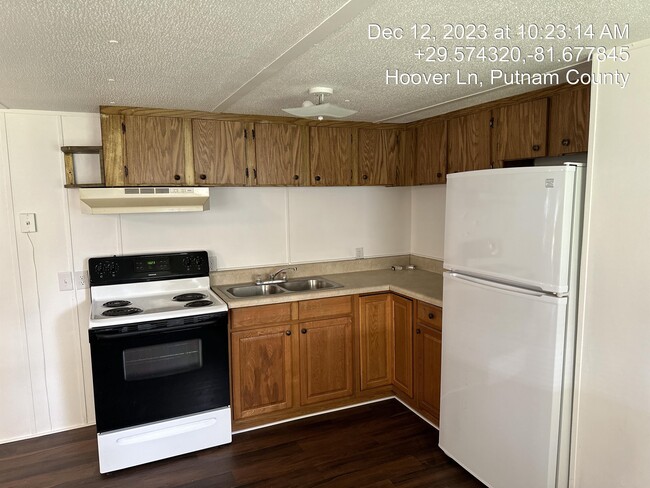 Photo - 102 Hoover Ln