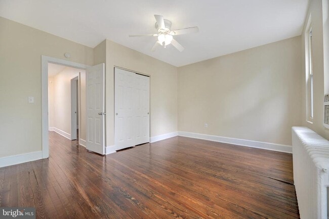 Photo - 618 Columbia Rd NW