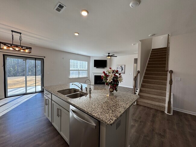 Photo - 134 David Hl Dr