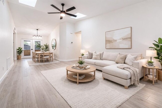 Building Photo - 104 N Glenwood Ave