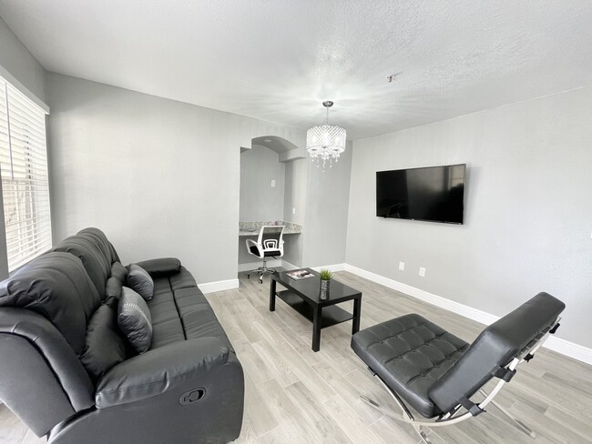 Modern Living Room - 7210 Westpointe Blvd Condo Unit 1316