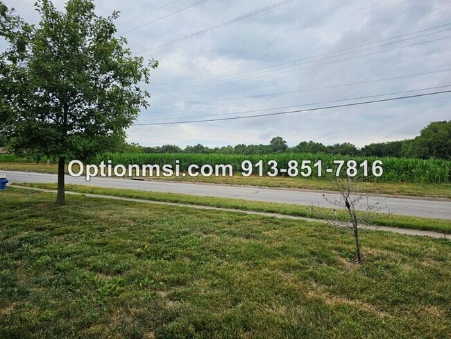 Photo - Main level living!