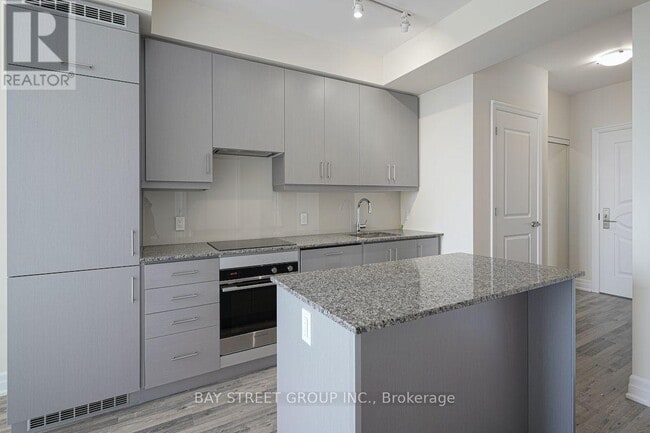 Photo - 9085 Jane St Unit 1107