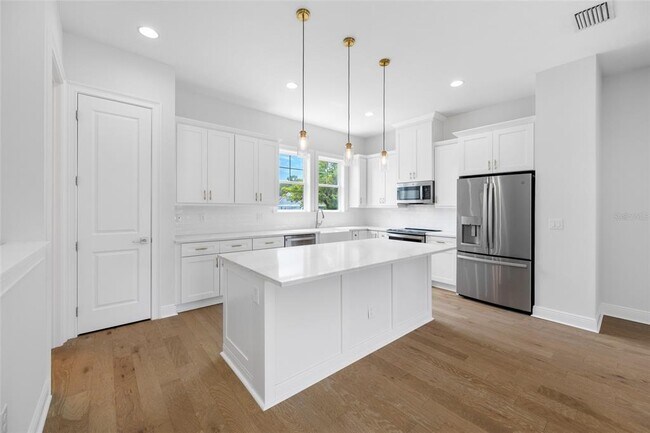 Photo - 4302 W North B St