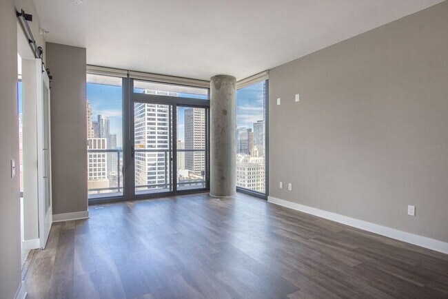 23 E Illinois St Unit 3002