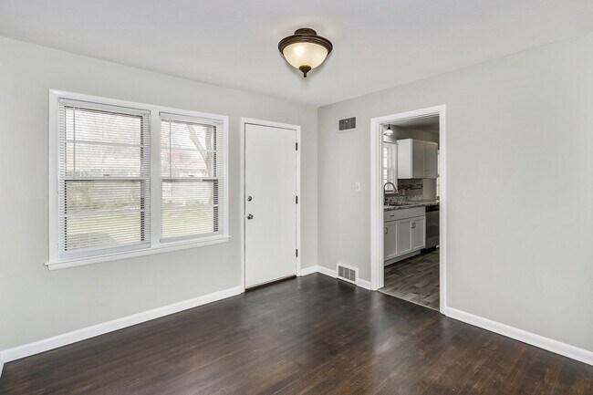 Photo - GORGEOUS 4 bedroom 2 bath Ranch!